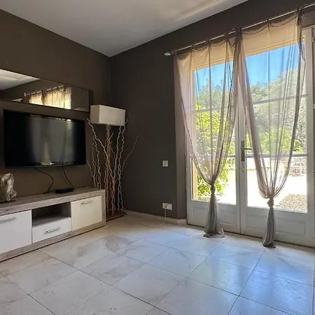 Grande St-tropez Avec Piscine Chauffee * Gassin