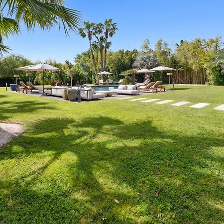 Villa Grande St-tropez Avec Piscine Chauffee