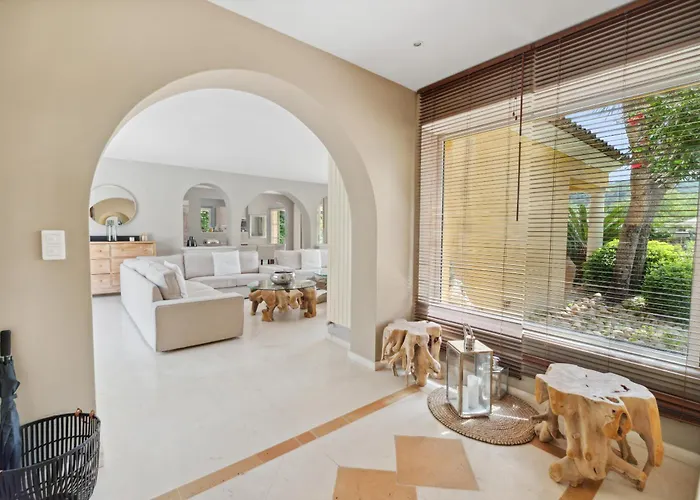 Grande St-tropez Avec Piscine Chauffée Villa Gassin